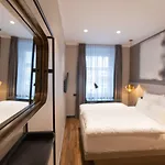 Munich Rooms Hotel Hotel