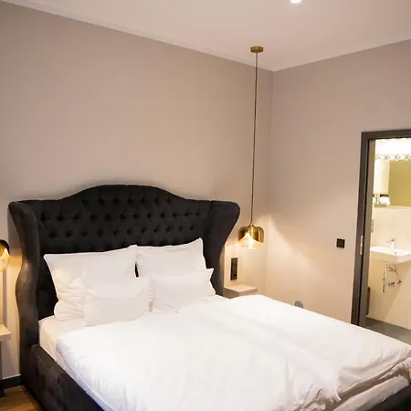 فندق Munich Rooms Hotel 4*