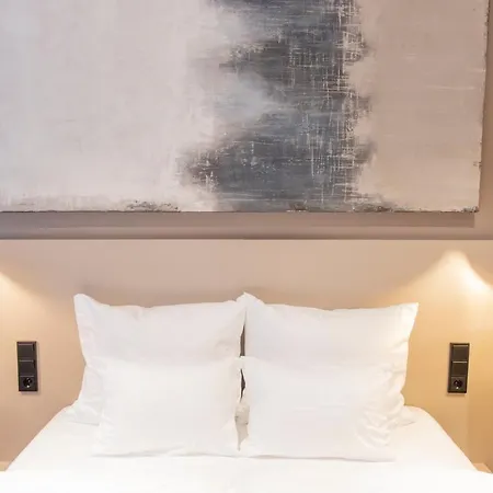 Munich Rooms Hotel Hotel 4*