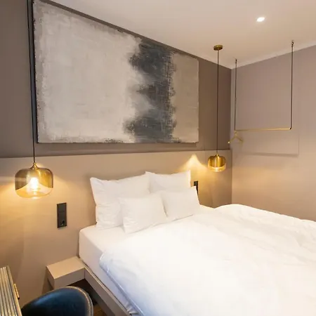 מלון Munich Rooms Hotel