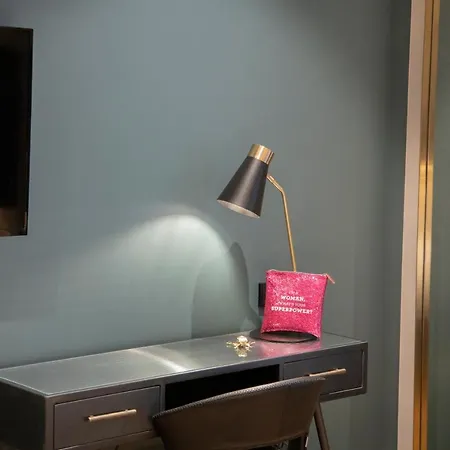 Munich Rooms Hotel מלון 4*
