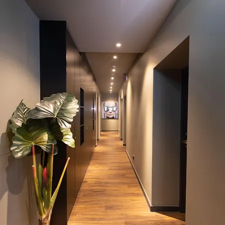 فندق Munich Rooms Hotel 4*