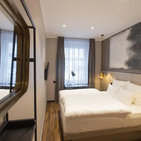 Munich Rooms Hotel