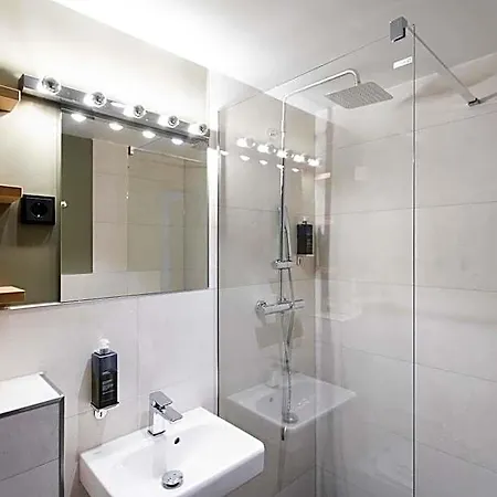 Ξενοδοχείο Munich Rooms Hotel 4*